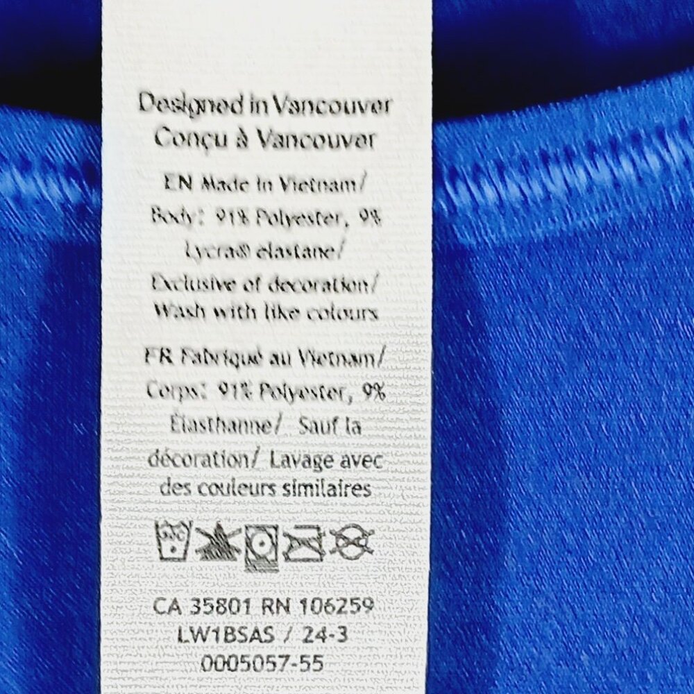 Lululemon NWT Lark/Deep Blue Essential Pleated Tank Size 10 *Tiny Flaw* - Photos - Picture 14 of 14